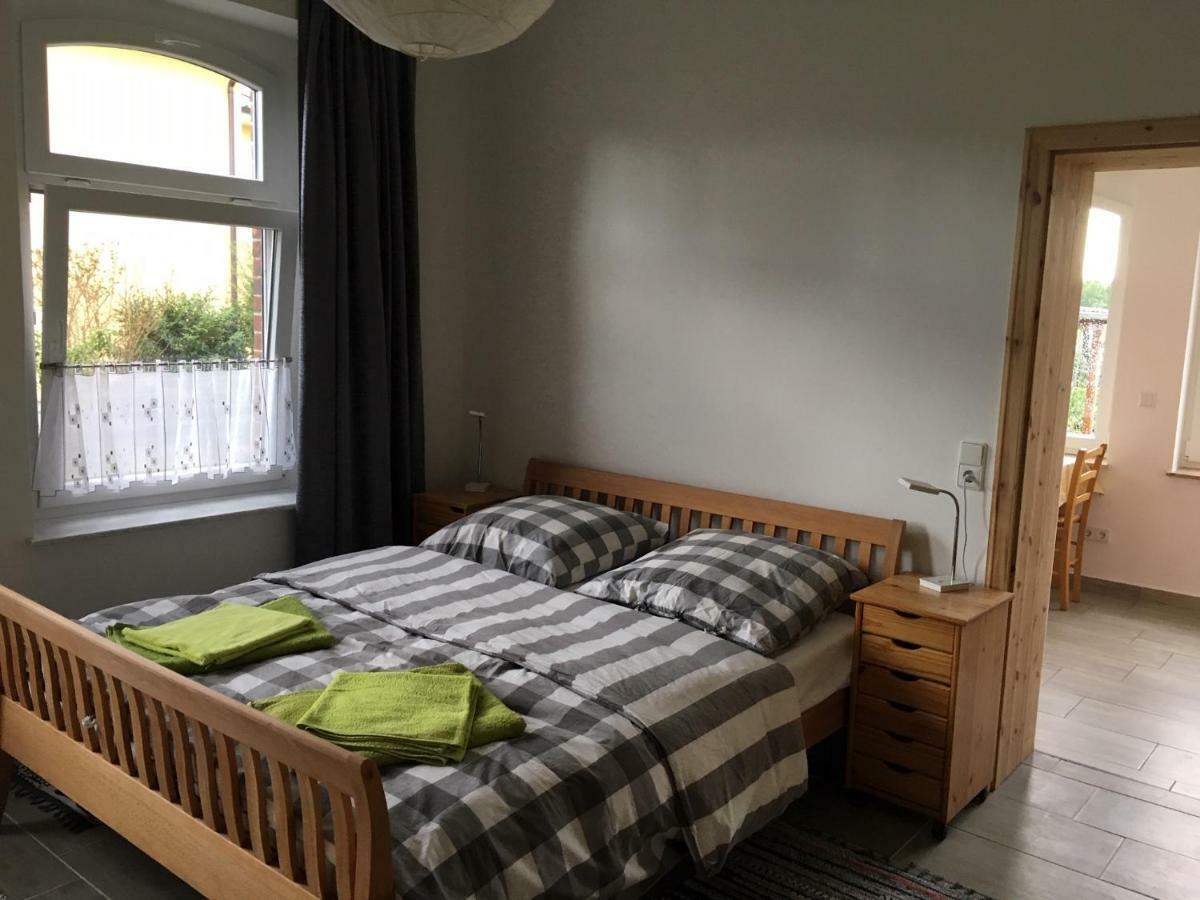 Ferienwohnung An Der Berliner Seenkette Schwerin  Exterior foto
